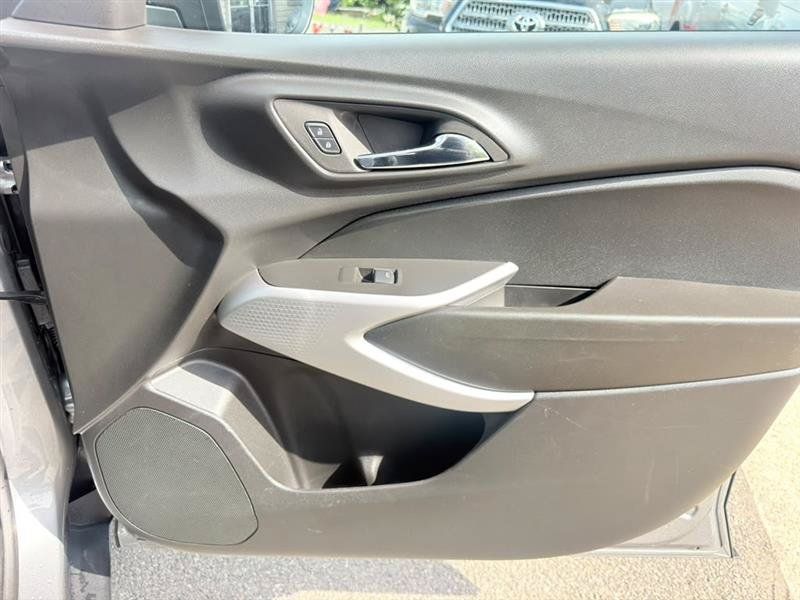 Used 2024 Chevrolet Trax LS w/ Driver Confidence Package FWD image 24