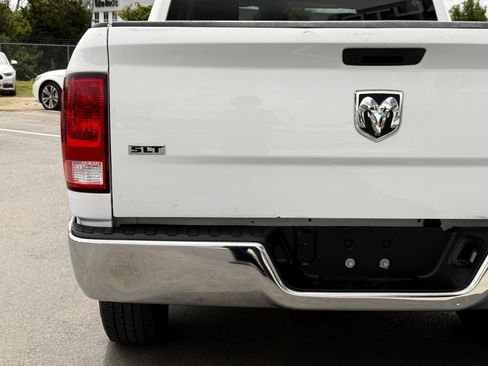 Used 2021 RAM 1500 Classic SLT AWD/4WD image 10