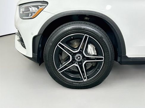 Used 2022 Mercedes-Benz GLC 300 4MATIC image 36