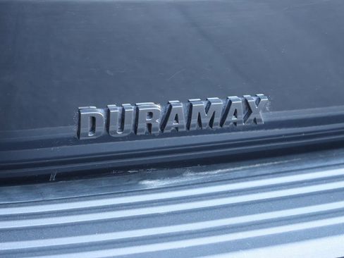 Used 2022 Chevrolet Tahoe LT w/ LT Signature Plus Package image 9