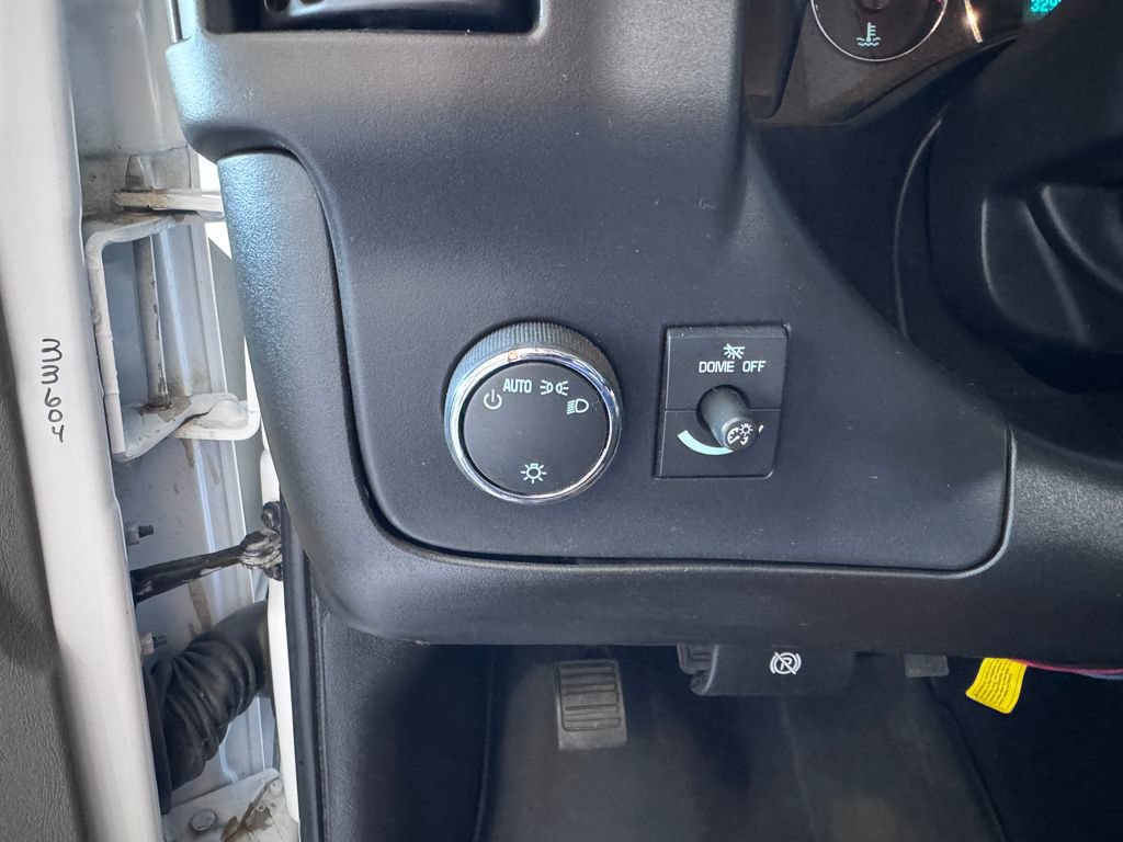Used 2023 GMC Savana 3500 w/ Driver Convenience Package RWD image 17