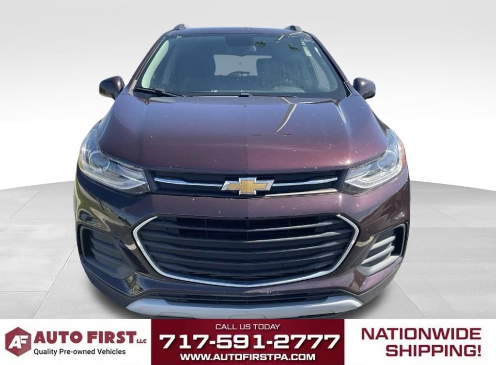 Used 2021 Chevrolet Trax LT w/ Driver Confidence Package AWD/4WD image 2