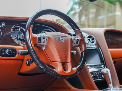 Used 2012 Bentley Continental GT AWD/4WD image 36