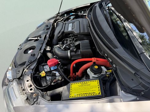 Used 2015 Honda Civic Hybrid Sedan image 41