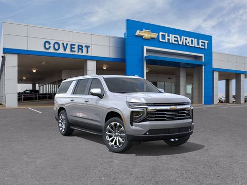 New 2025 Chevrolet Suburban Premier image 25