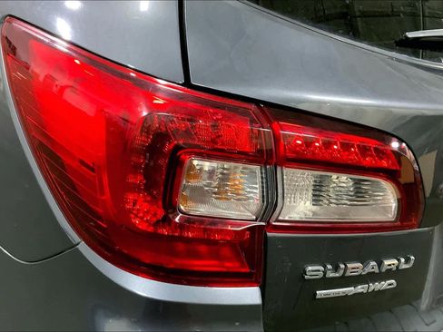 Used 2019 Subaru Outback 2.5i Limited image 30