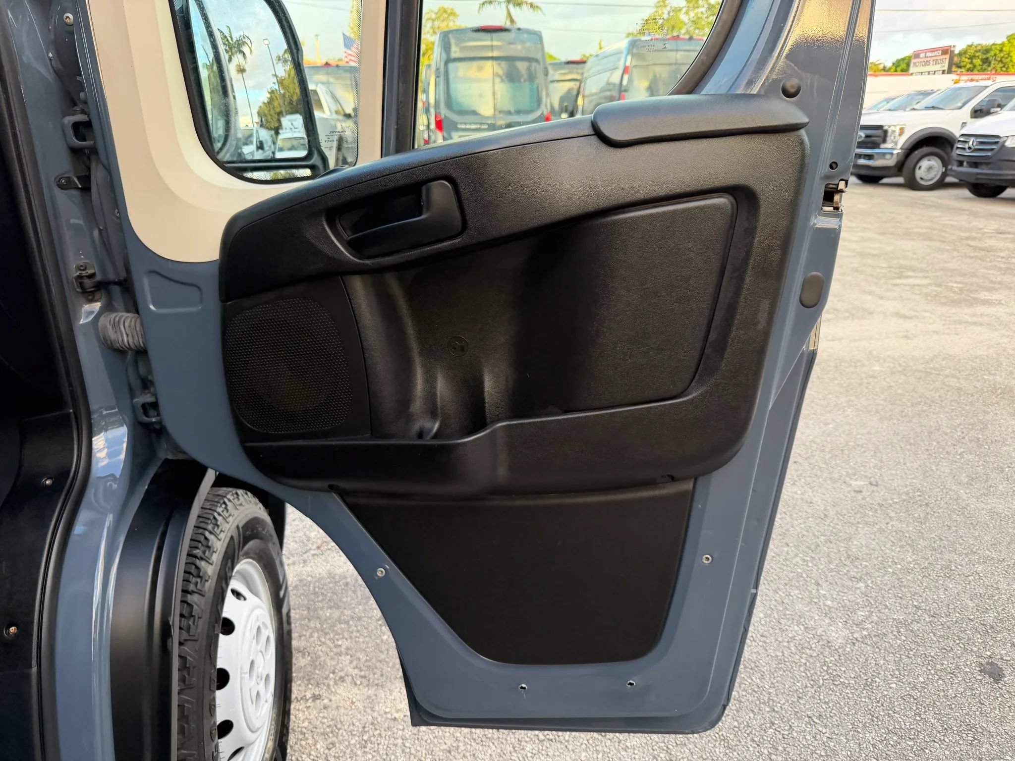 Used 2021 RAM ProMaster 3500 FWD image 14