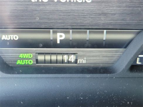 New 2026 RAM 1500 4x4 Crew Cab image 38