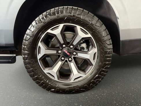 Used 2026 GMC Yukon XL AT4 Ultimate AWD/4WD image 12