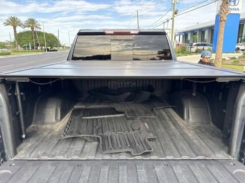 Used 2019 GMC Sierra 1500 AT4 w/ AT4 Premium Package AWD/4WD image 8