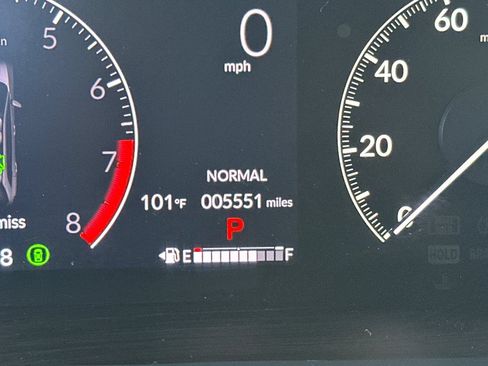 Used 2024 Honda HR-V LX image 24