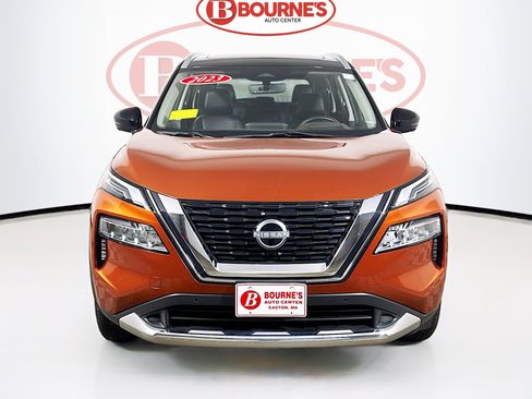 Used 2023 Nissan Rogue Platinum w/ Platinum Premium Package image 6
