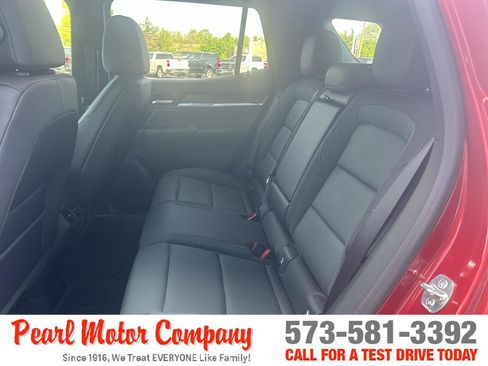 Used 2026 GMC Terrain AT4 AWD/4WD image 20