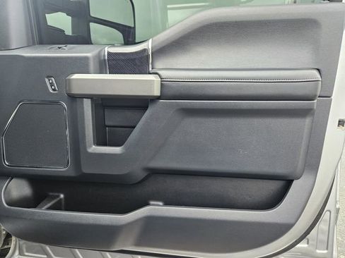 Used 2022 Ford F250 Platinum image 33