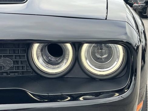 Used 2023 Dodge Challenger SRT Hellcat RWD image 8