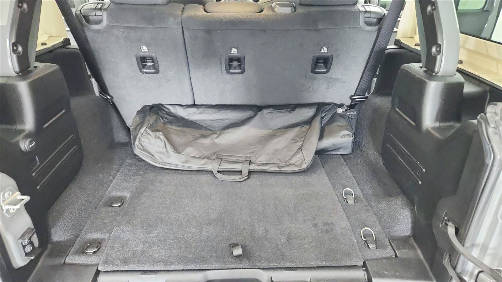 Used 2021 Jeep Wrangler Unlimited Sport AWD/4WD image 37