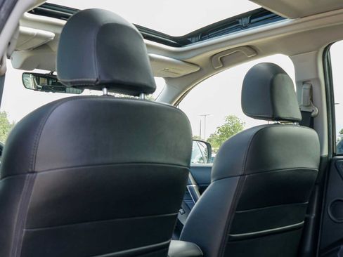 Used 2018 Subaru Forester 2.5i Touring AWD/4WD image 20