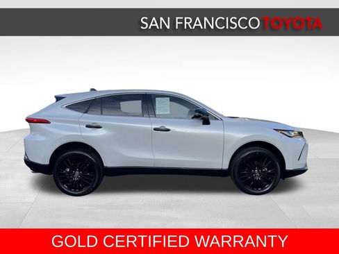 Certified 2023 Toyota Venza Nightshade image 6