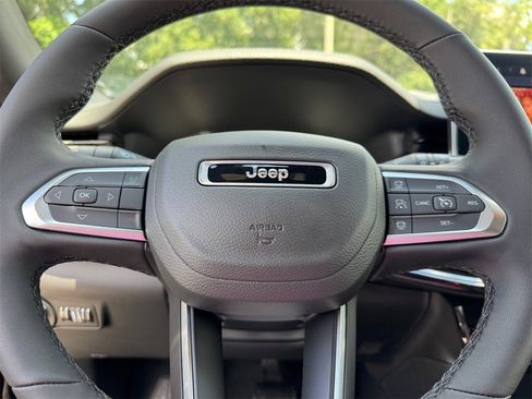 New 2025 Jeep Compass Limited w/ Sun & Sound Group image 23