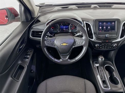 Used 2021 Chevrolet Equinox LT image 21
