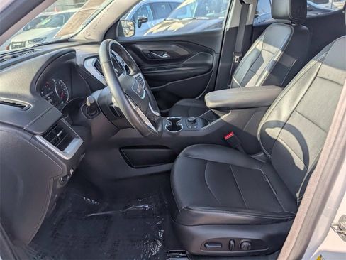 Used 2024 GMC Terrain SLT image 20