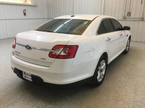 Used 2012 Ford Taurus SEL FWD image 4
