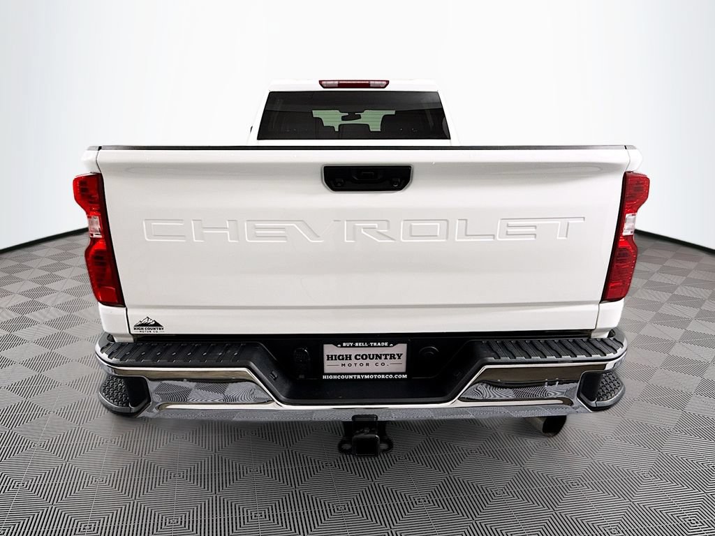 Used 2023 Chevrolet Silverado 2500 LT AWD/4WD image 6