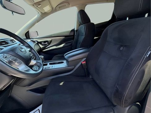 Used 2018 Nissan Murano SV AWD/4WD image 10