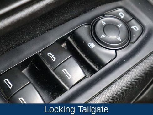 Used 2023 Chevrolet Silverado 2500 Custom w/ Custom Value Package image 22