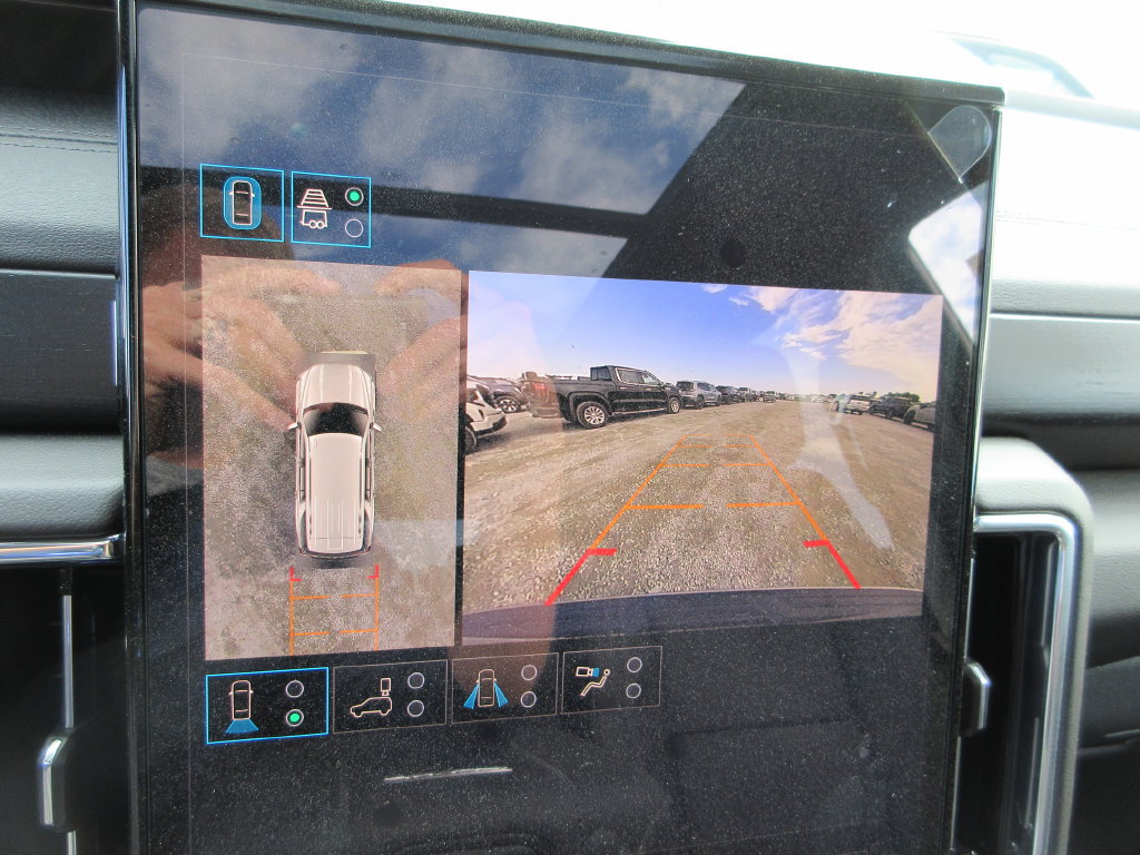 New 2027 GMC Yukon Denali w/ Sun & Power Step Package AWD/4WD image 21