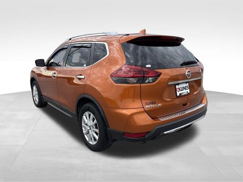 Used 2018 Nissan Rogue SV FWD image 7