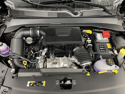 New 2026 Jeep Compass Latitude w/ Sun and Sound Group AWD/4WD image 39
