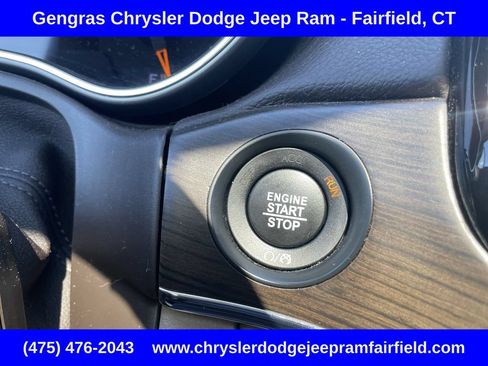 Used 2019 Jeep Grand Cherokee Overland AWD/4WD image 47