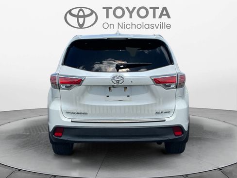 Used 2015 Toyota Highlander XLE AWD/4WD image 5