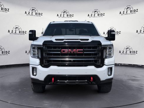 Used 2020 GMC Sierra 2500 AT4 w/ AT4 Premium Package AWD/4WD image 2