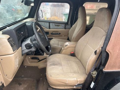 Used 2001 Jeep Wrangler Sport image 14