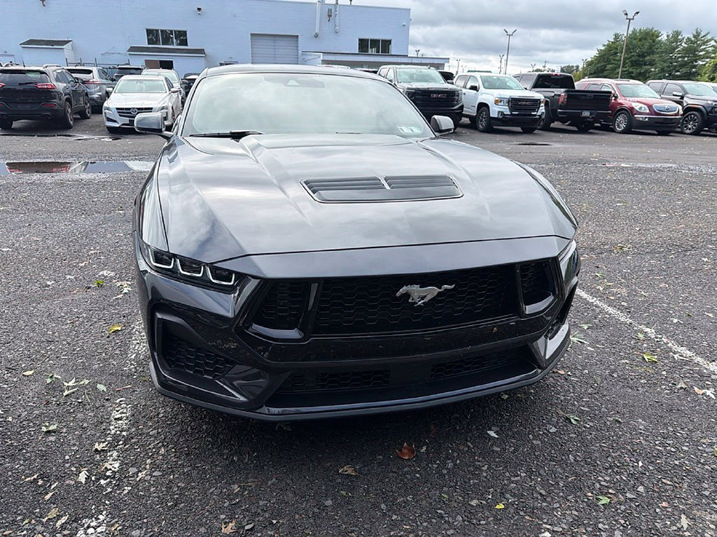 Used 2024 Ford Mustang GT Premium RWD image 2