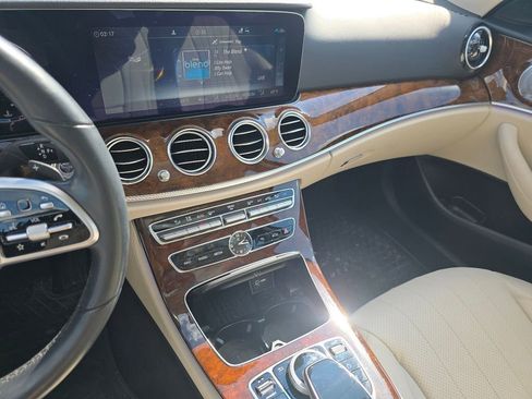 Certified 2020 Mercedes-Benz E 450 4MATIC Wagon image 31