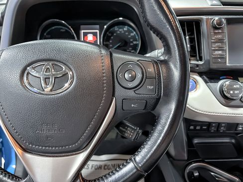 Used 2016 Toyota RAV4 Limited image 21