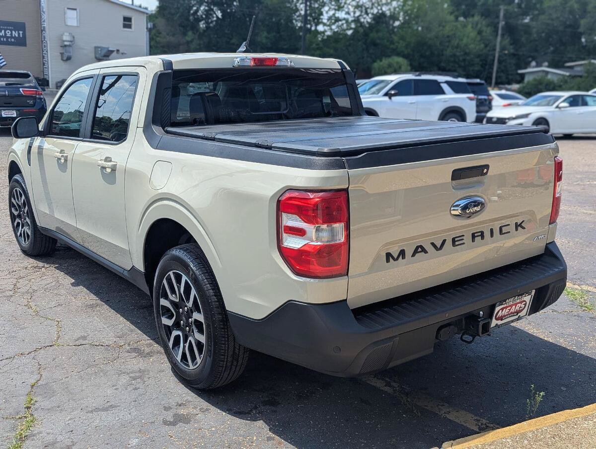 Used 2024 Ford Maverick Lariat w/ 4K Tow Package AWD/4WD image 11