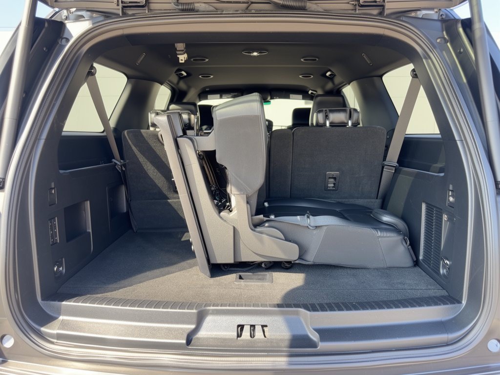 Used 2021 Ford Expedition Max XLT RWD image 28
