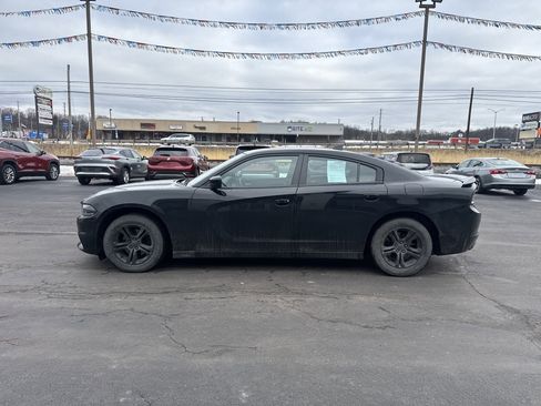 Used 2023 Dodge Charger SXT w/ Cold Weather Package image 7