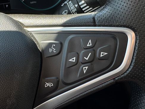 Used 2022 Chevrolet Equinox LS FWD image 26