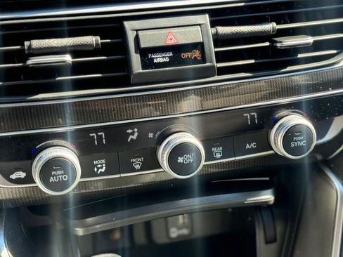 Used 2019 Honda Accord Sport image 17