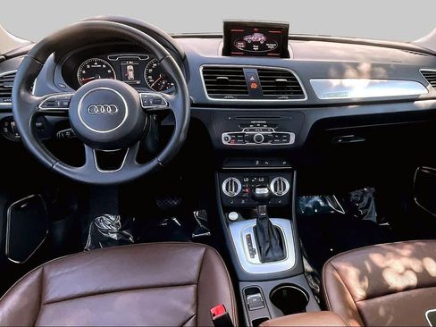 Used 2015 Audi Q3 2.0T Prestige w/ Prestige Package AWD/4WD image 16