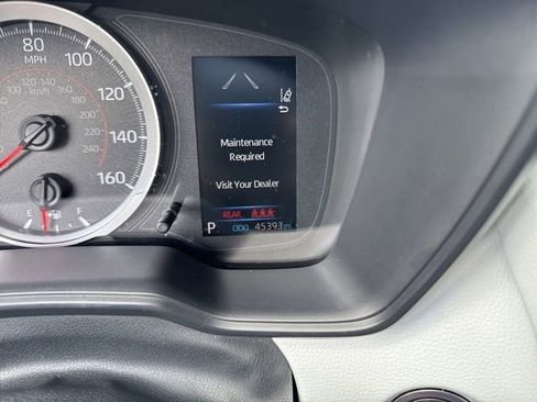 Used 2020 Toyota Corolla SE w/ SE Premium Package FWD image 6