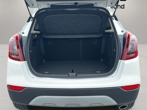 Used 2022 Buick Encore Preferred w/ Safety Package image 24