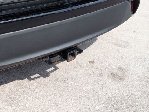 Used 2023 Toyota Highlander LE FWD image 34