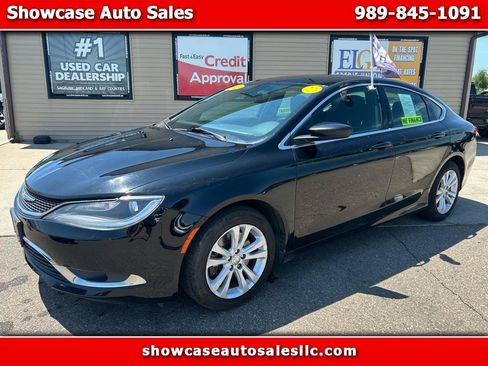 Used 2015 Chrysler 200 Limited FWD image 1