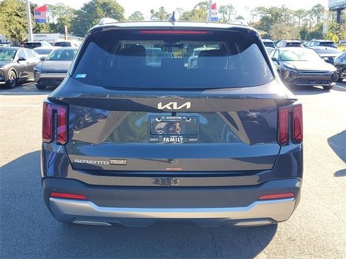 New 2026 Kia Sorento S w/ S Panoramic Sunroof Package image 5